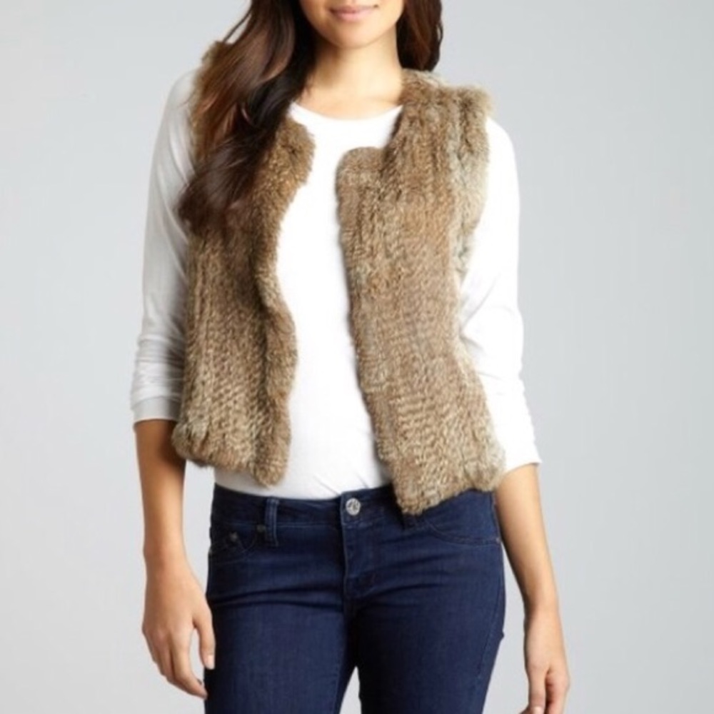 Bloomingdales 525 America Rabbit Fur Vest
